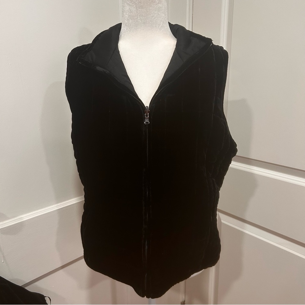 RALPH LAUREN Reversible black Velvet/Quilted Sateen Vest womens size large zip - Picture 16 of 16